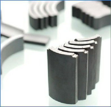 مغناطيس محرك الفريت الرمادي مغناطيس دائم DC Motor Magnet IATF 16949