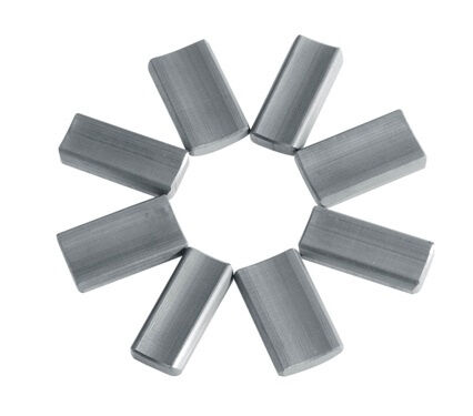 درجة حرارة التشغيل القصوى 250 درجة مئوية مغناطيس فيريت مُلبّد الكمية لكل كرتونة 720 قطعة التكلفة منخفضة إلى متوسطة مناسبة للاستخدام الصناعي