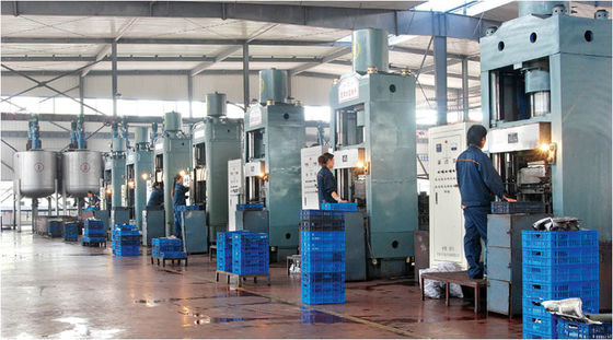 مغناطيس فريت دائم ذو قوة إجبارية عالية مع كثافة تدفق عالية